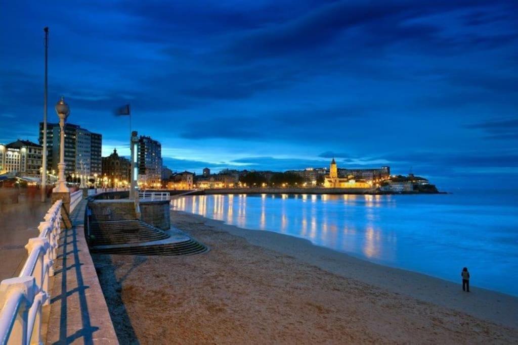 Espacioso 140 M2 Y Calidad A 250 Metros Playa Y Puerto Deportivo 5hab 2 Banos Vut2917as Apartment Gijon
